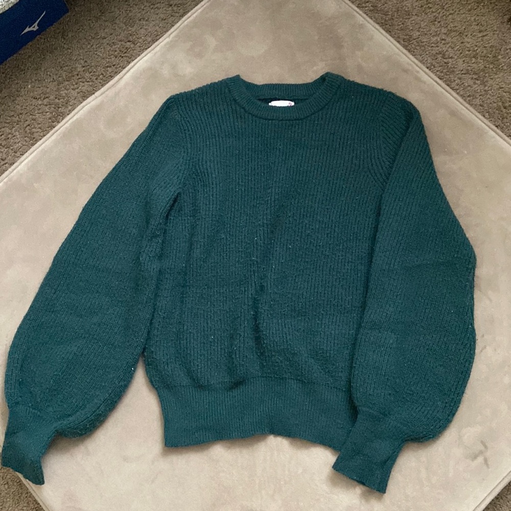 Green bell sleeve sweater